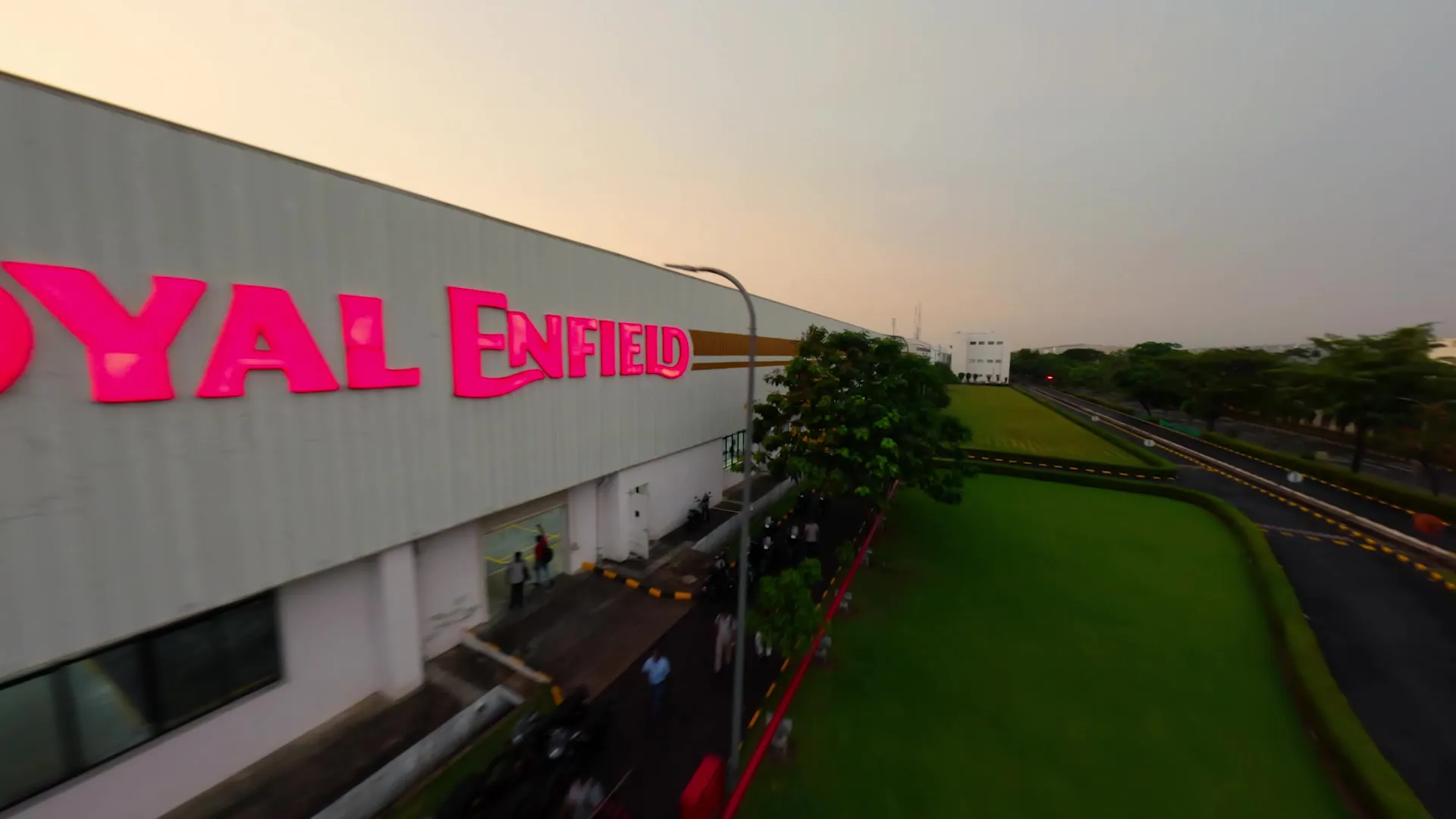 Film Made in Madras na webu Royal Enfield Garage